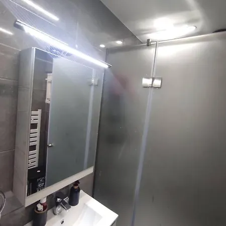 Lux , 3 Full Extra , Center Salonicco