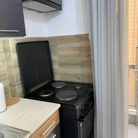 Lux , 3 Full Extra , Center Thessaloniki